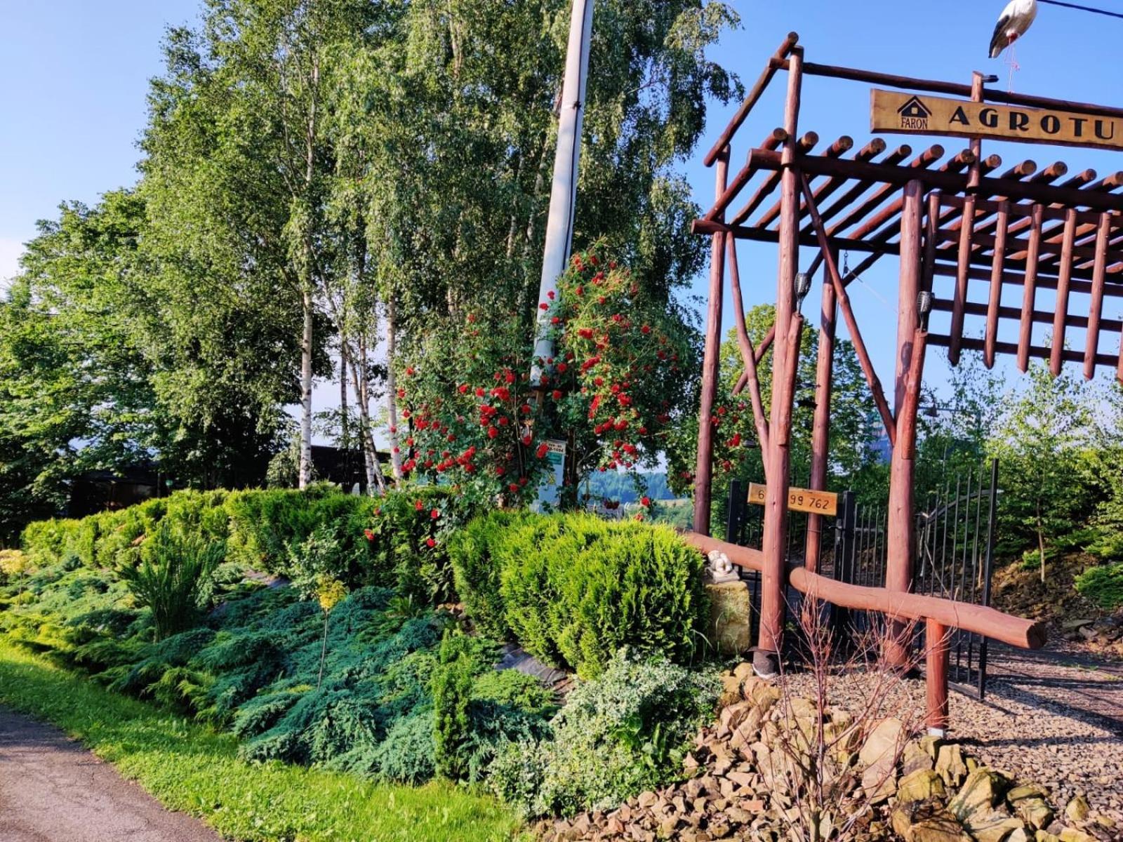 Agroturystyka Faron Rozdziele エクステリア 写真